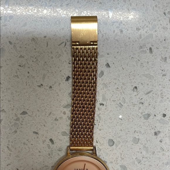 Skagen Ditte Women's Rose Gold Watch - Picture 5 of 7